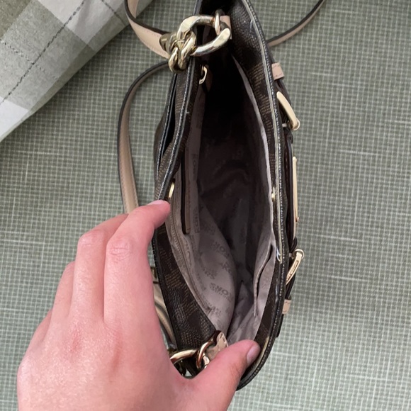 𝒱𝒾𝓃𝓉𝒶𝑔𝑒 𝑀𝒾𝒸𝒽𝒶𝑒𝓁 𝒦𝑜𝓇𝓈 𝐵𝒶𝑔 - Picture 7 of 8